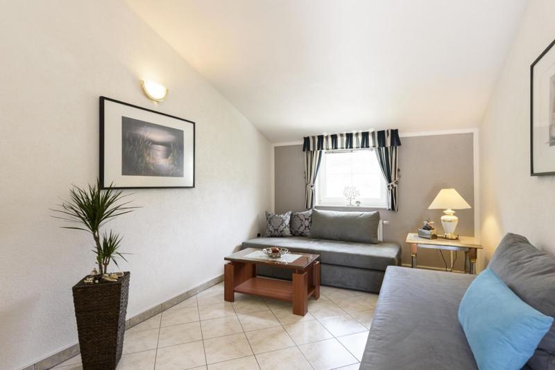 Apartments Luka - Trogir, Marina 150M From The Beach Bagian luar foto