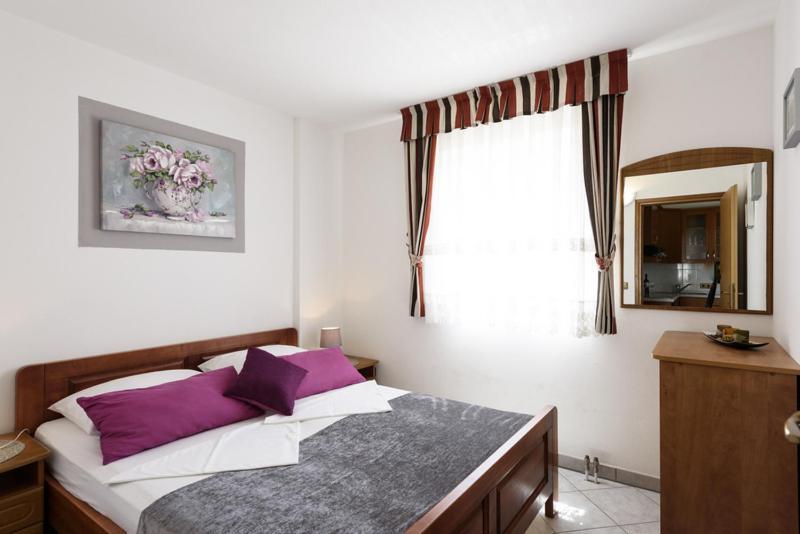 Apartments Luka - Trogir, Marina 150M From The Beach Bagian luar foto