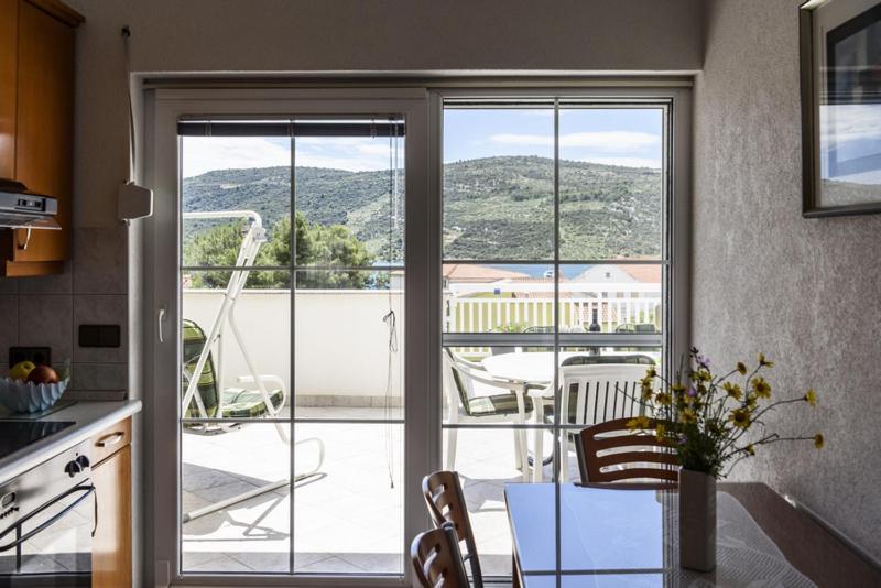Apartments Luka - Trogir, Marina 150M From The Beach Bagian luar foto